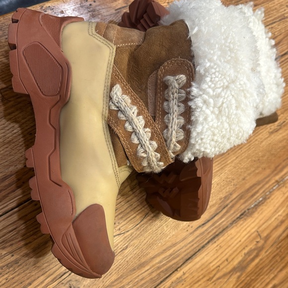 Mou Brown and Cream Winter Boots - Picture 3 of 9